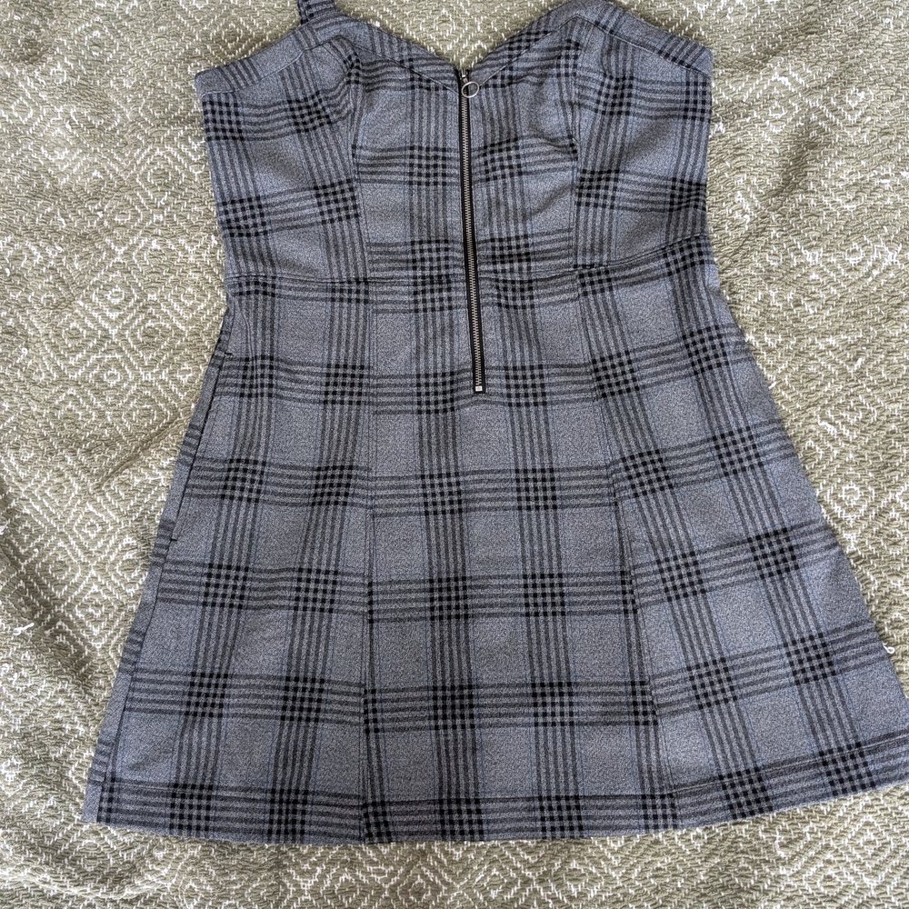 Abercrombie And Fitch Plaid Gray Dress